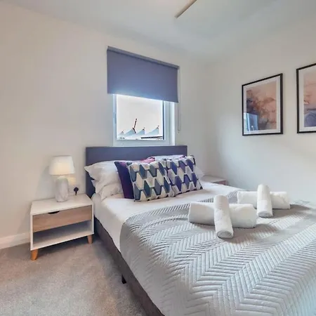 Modern 2 Bedroom Apartment In Ashford Ashford  Exterior photo