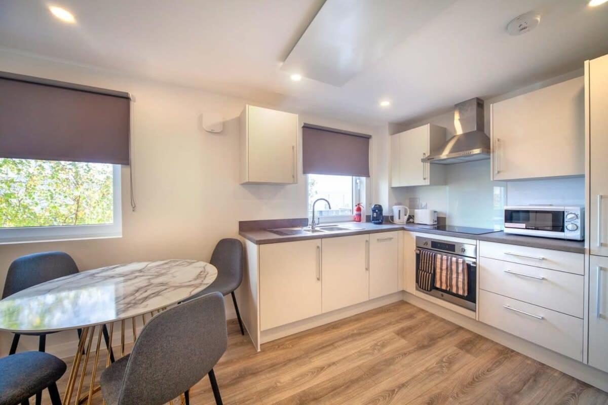 Apartment Modern 2 Bedroom In Ashford Ashford (Kent)